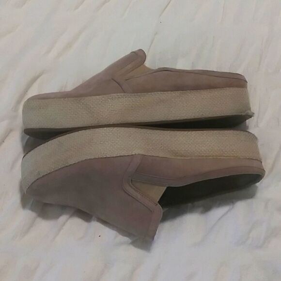 Vinceācamutoā
twineĀ wrappedāsuedeāslip-ons - Picture 5 of 8